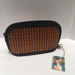 BASKETS OF COLUMBIA CLUTCH PURSE